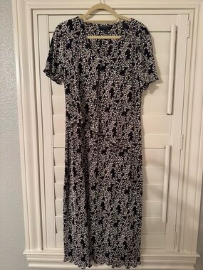 Garnet Hill Black and White Floral Maxi Dress